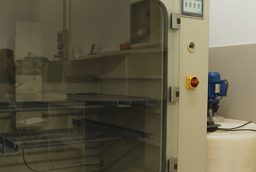 Apparecchiatura del laboratorio Deltar per le prove sui rivestimenti superficiali